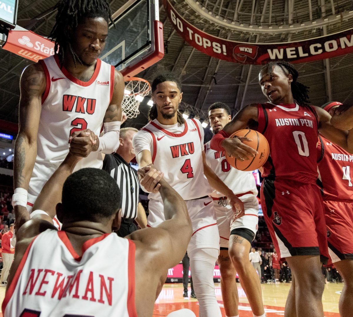 Newman's 25 points lead Hilltoppers over Gamecocks