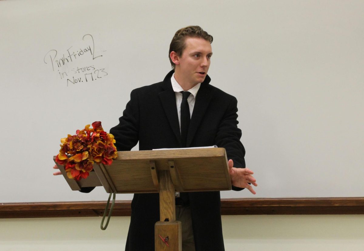 Philosophy Club hosts annual Cherry Hall 'Dead Philosopher’s Haunted Tour'