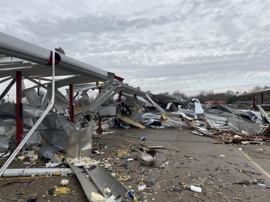The drive-in bays at Sonic are turned into aluminum knots by the storm.