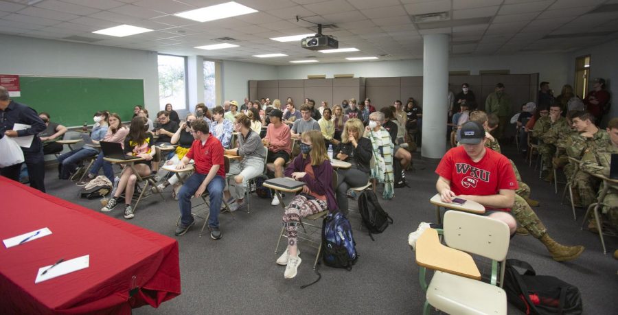Students and faculty came together in Grise Hall to listen to the panel on the war in Ukraine. The turnout was much higher than anticipated, so much so that some attendees had to stand.